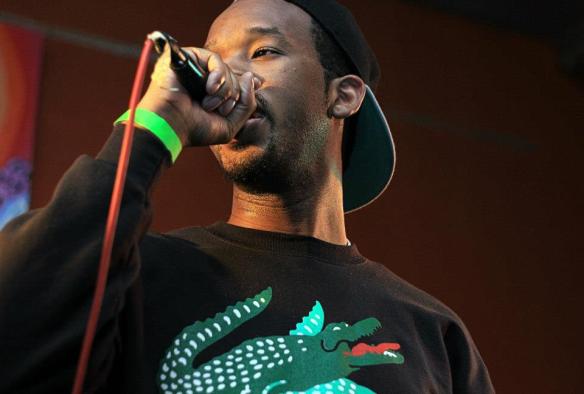 3452_4566699368438_1042358184_n